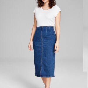 Denim Pencil Skirt Accentuates Curves High Waist Stretch Like New Never Worn